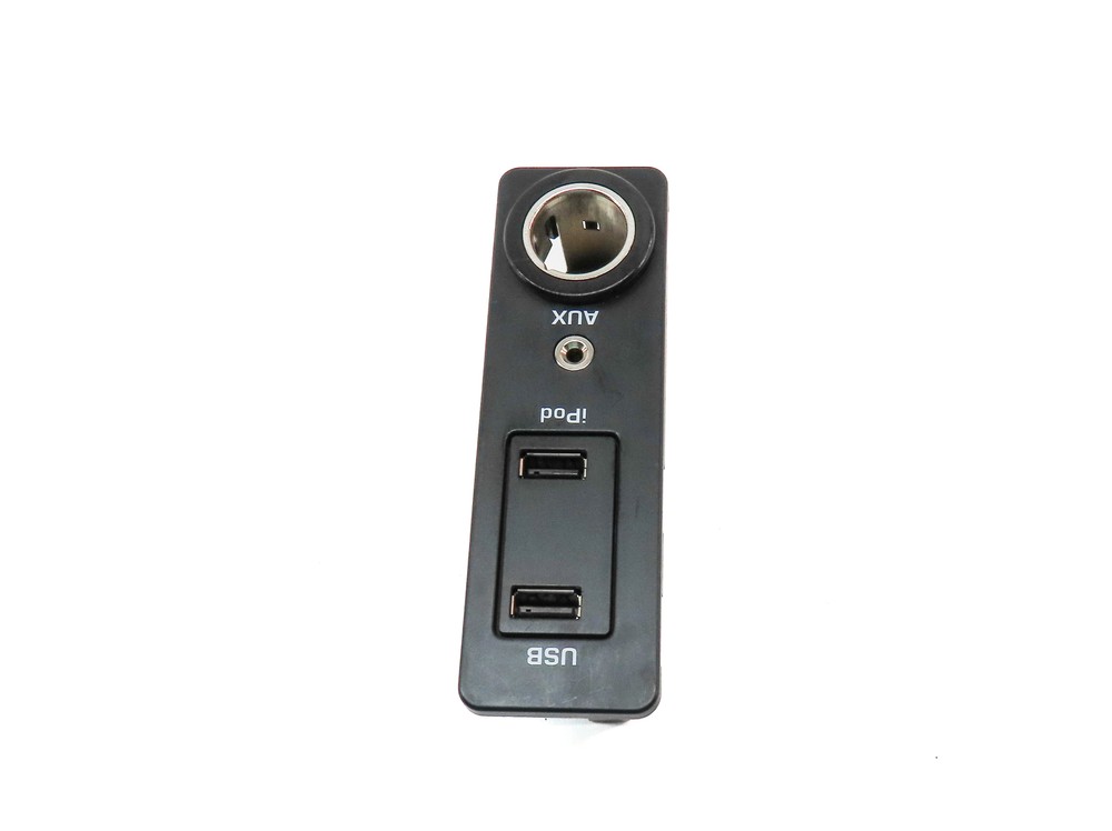 2013 RANGE ROVER EVOQUE (L538) AUXILIARY AUX USB 12V PLUG SOCKET JACK PANEL