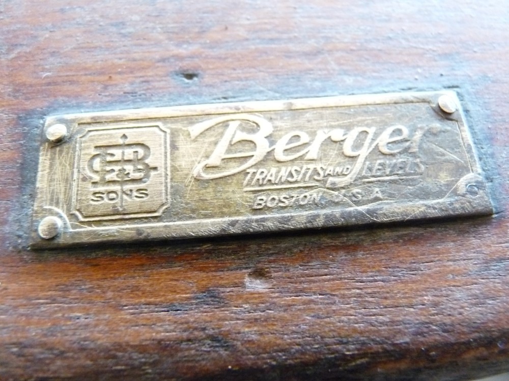 BERGER TRANSIT WITH COMPASS AND CASE 124