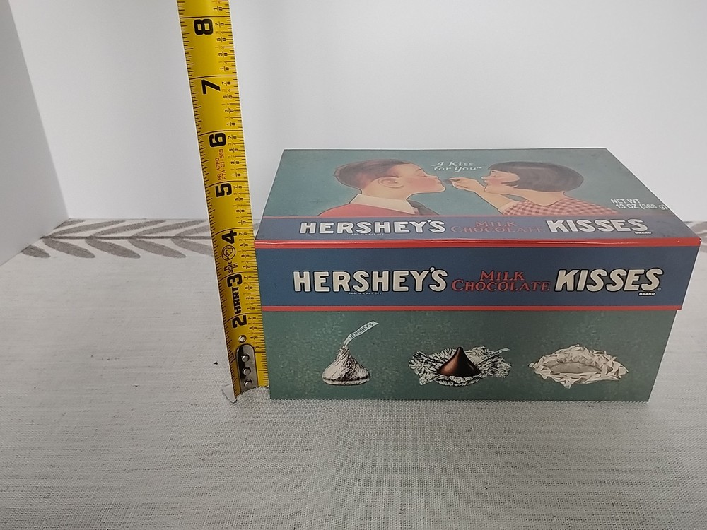 Vnt Inspired Hershey's Kisses Box Excellent Condition