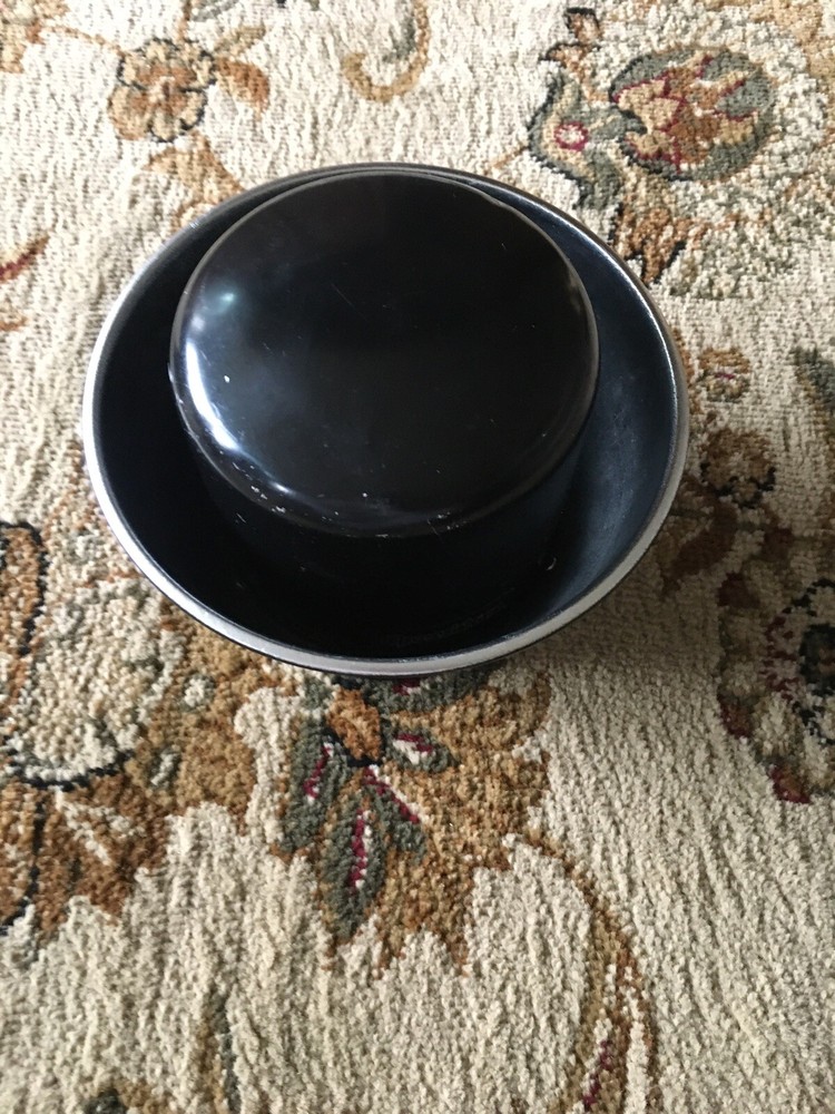 Speedotron Black Line 7in Reflector and Cap