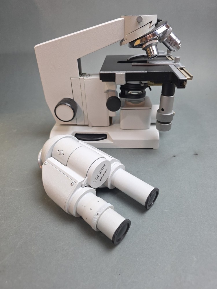 Comcon Binocular Microscope N960236 In Wooden Case 4 Objectives