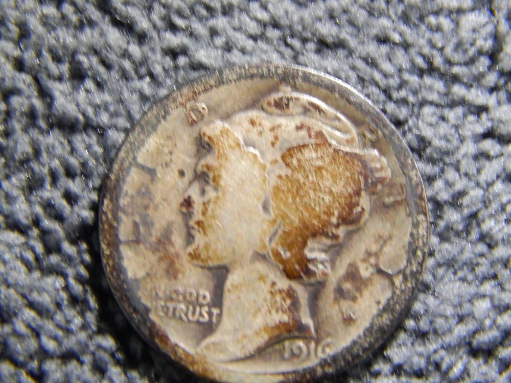 1916- Mercury Dime - Rare with MINT ERRORs Composition Error Still Awesome