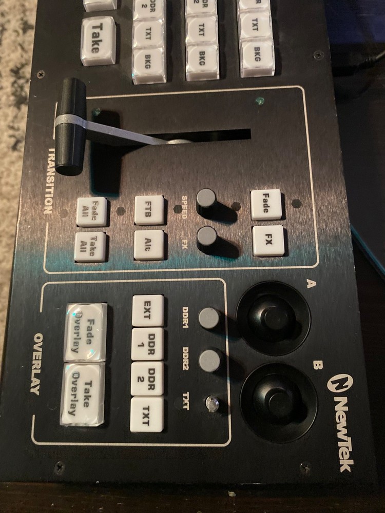 NewTek LiveControl LC-11 USB Controller(No Power)