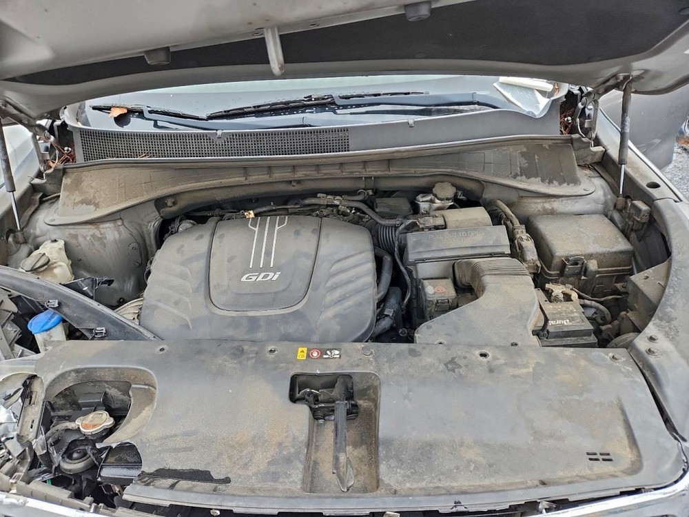 SORENTO 2017 Glove Box 4936633