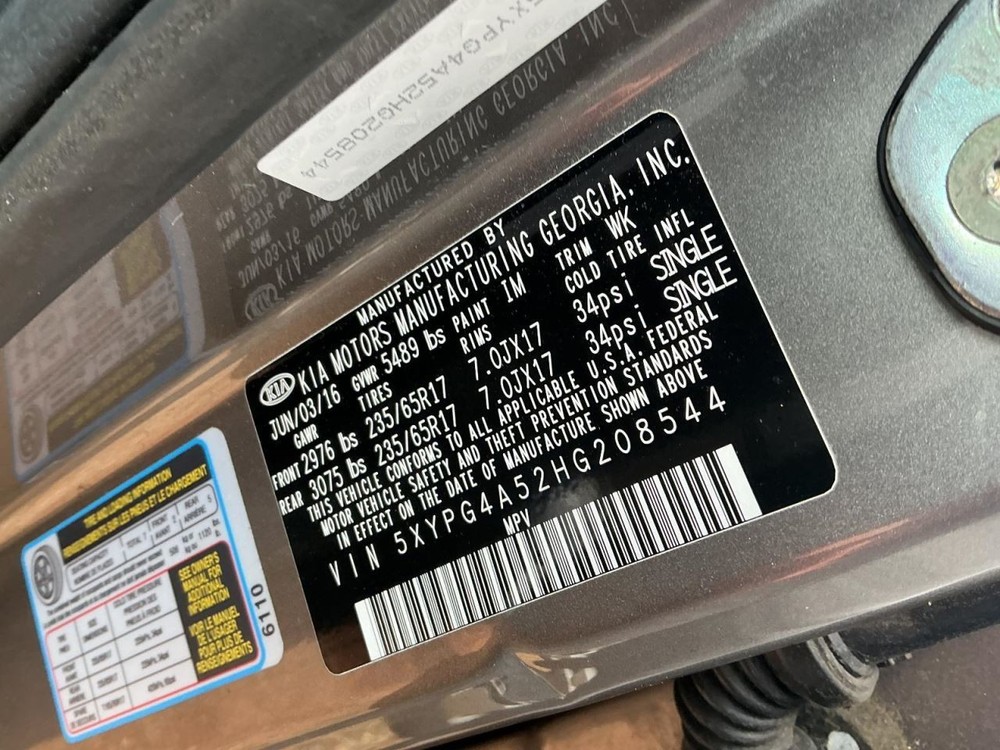 SORENTO 2017 Glove Box 4936633