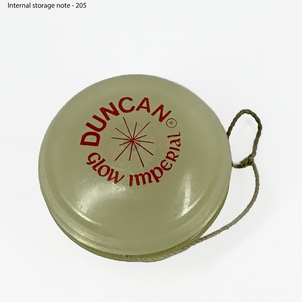 DUNCAN Glow Imperial Yo-Yo Classic Plastic Translucent Off-White