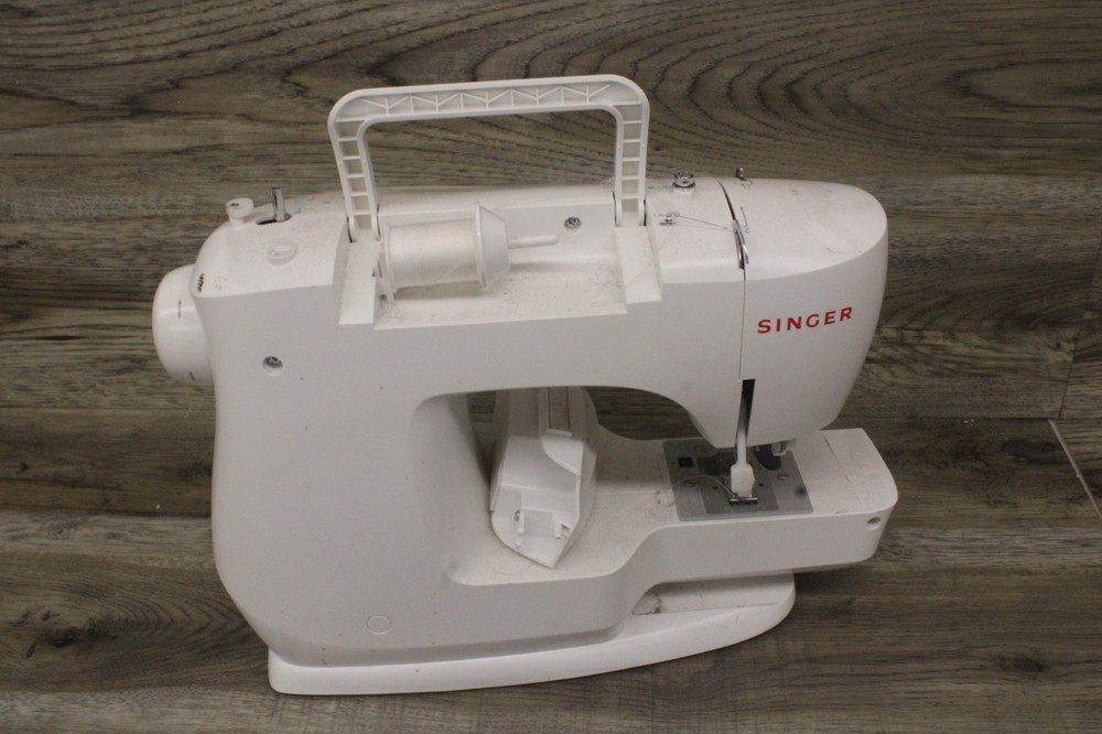 SINGER Sewing Machine 3337 Tested & Working