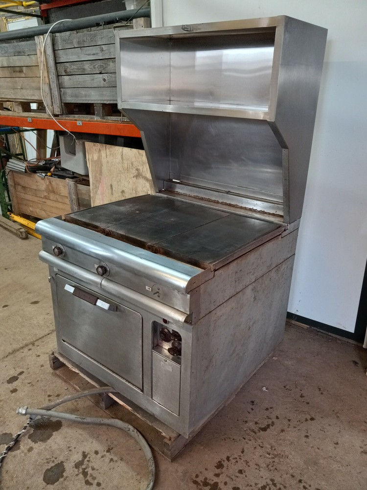 General Electric CR40 Griddle Top Range