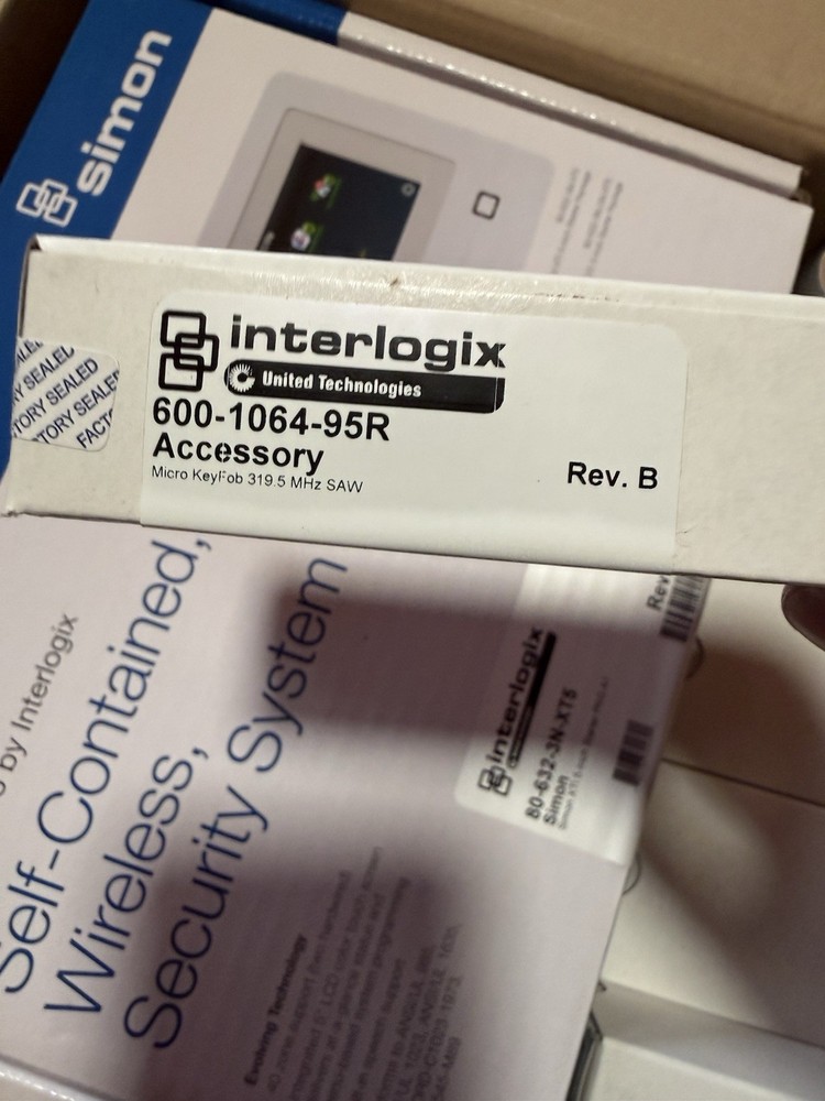 Interlogix Simon XTi-5, Pet Immune Sensor, Micro KeyFob, Door/Window Sensor, New