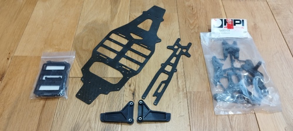 HPI RS4 Pro 2 RC Touring Car Chassis Rolling Chassis On-Road Platform