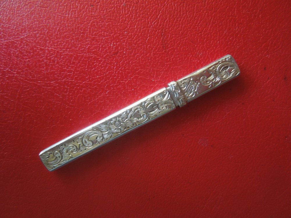 J6321 ANTIQUE DUTCH 833 SILVER Needle Case See Description