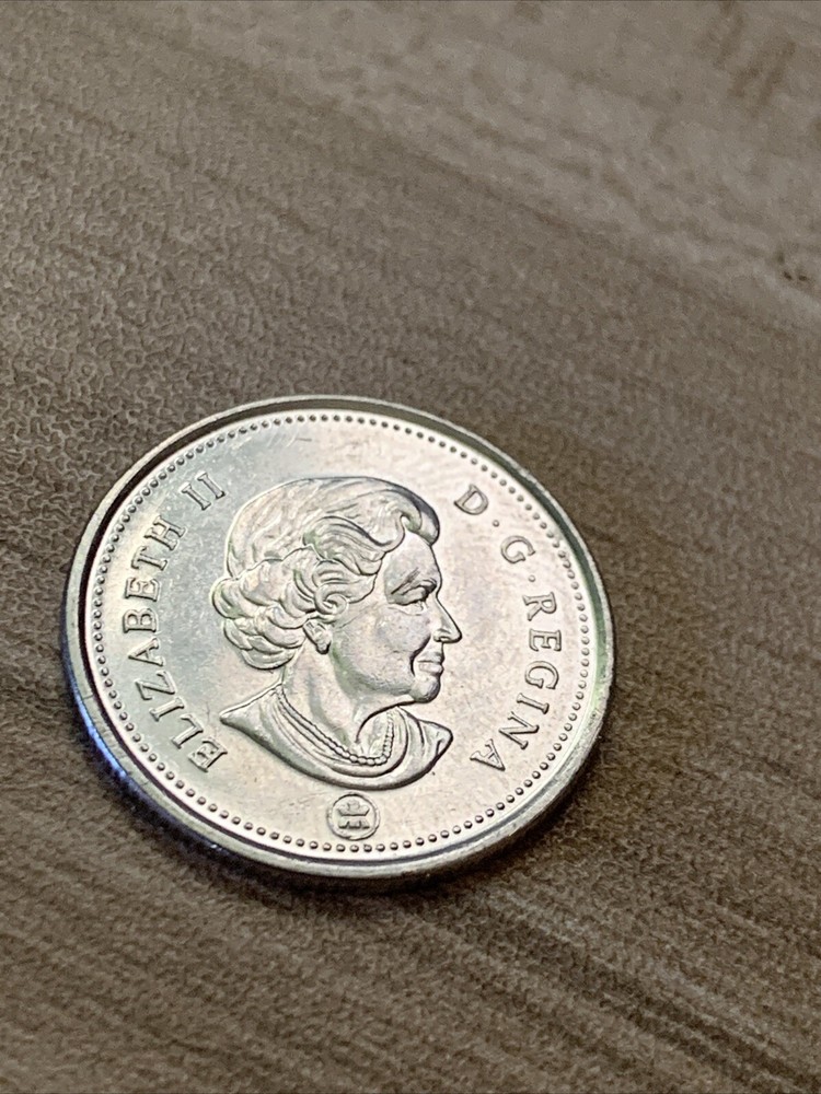 2008 Canada 25 Cents Quarter #B2