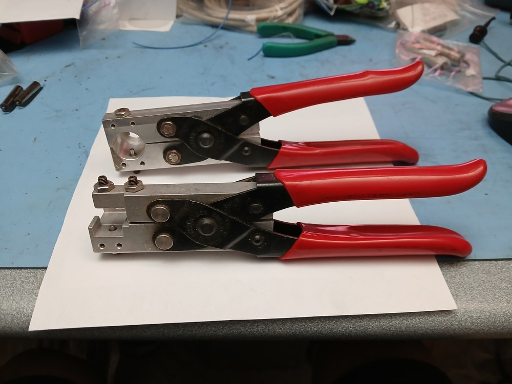 2 Sargent Custom Application Tools Hand Press/Crimp