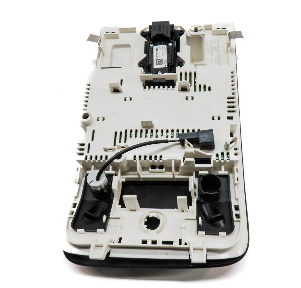 2016 AUDI A3 E-TRON (8V) FRONT INTERIOR OVERHEAD DOME MAP READING LIGHT LAMP