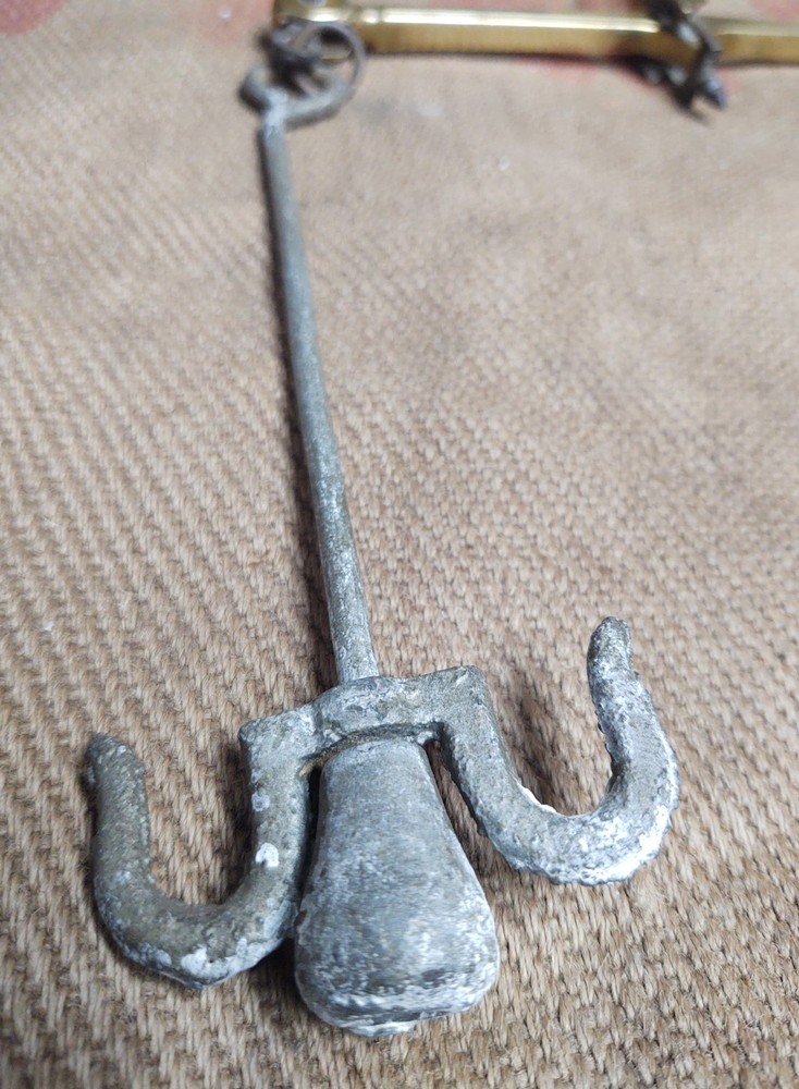 Antique Bakers Bread Scales Balance