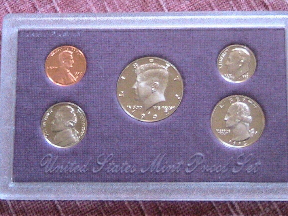 1992 PROOF SETS WITH THE ORIGINAL SHIPPING BOX 5 SETS