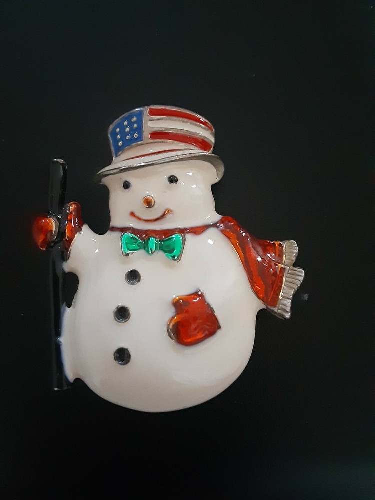 Snowman pin with USA hat