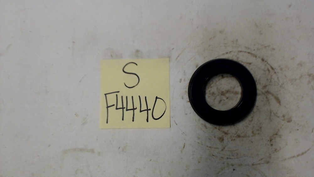 15702 Seal