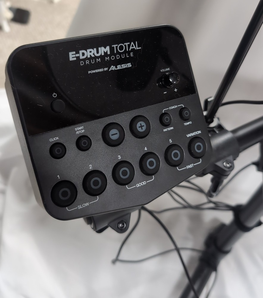 Alesis E-Drum Total Electronic Drum Kit - As pictured - Works great!