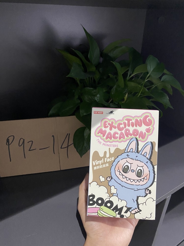 Authentic - POP MART - THE MONSTERS - Exciting Macaron - Single Blind Box - US