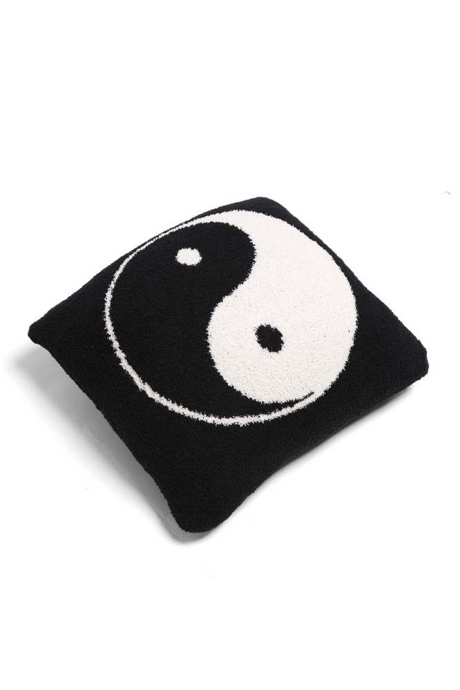 ComfyLuxe Yin Yang Pattern Cushion Cover