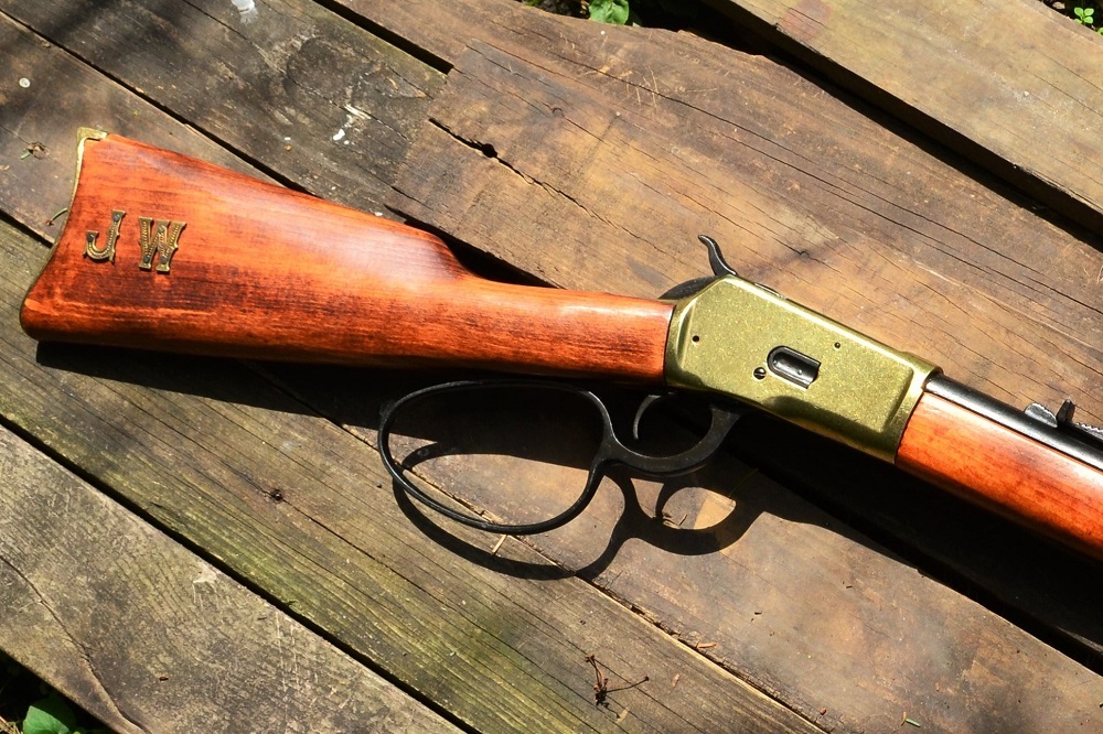 Winchester M1892 Looped Lever Rifle - The Rifleman - John Wayne - Denix Replica