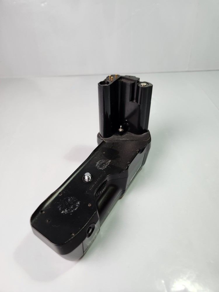 Nikon MB-10 Battery Grip MB-10