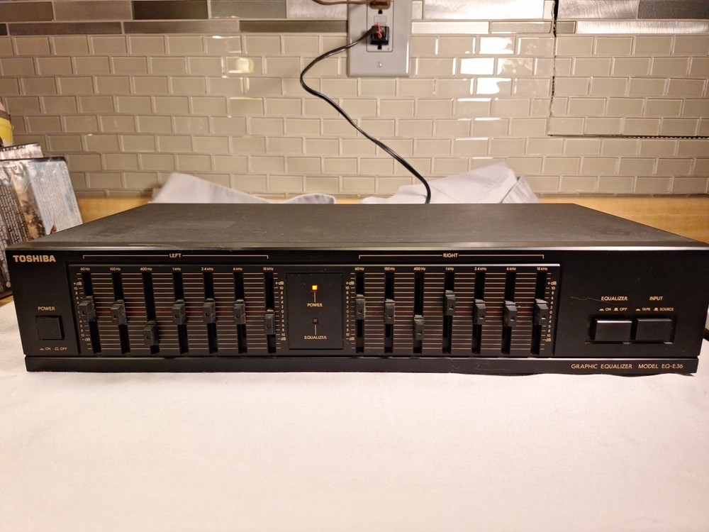 Vintage Toshiba Stereo Graphic Equalizer Model EQ-E36