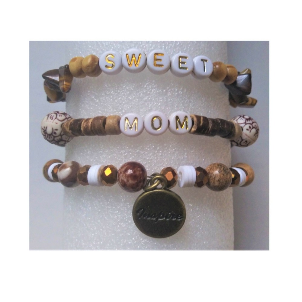 Sweet Mom Stretchy Charm Bracelet Stack and Key Ring-Brown