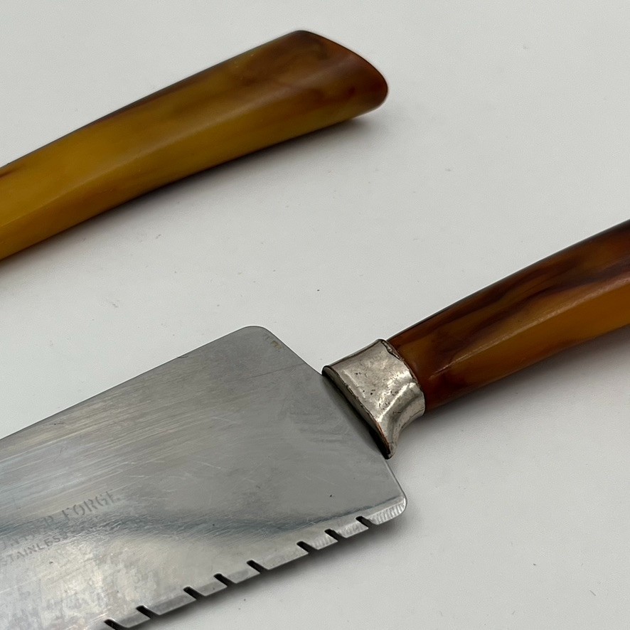 2- VTG Cheese Butter Spreader Bakelite Handle Frontier Forge Knife MCM Kitchen