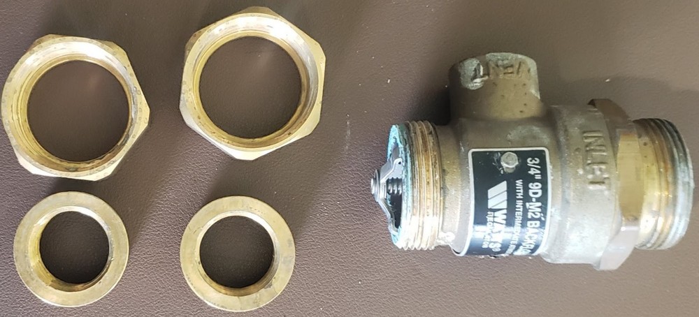 WATTS REGULATOR 9D-M2-3/4 Backflow Preventer (TA4MS) & Excess Flow Valve