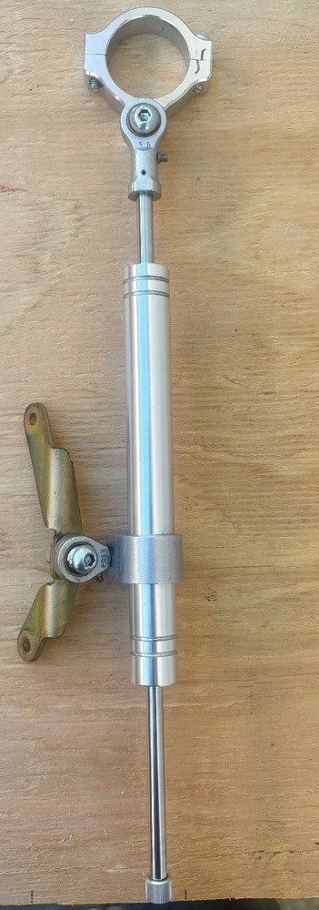 Shindy steering damper VTR 1000