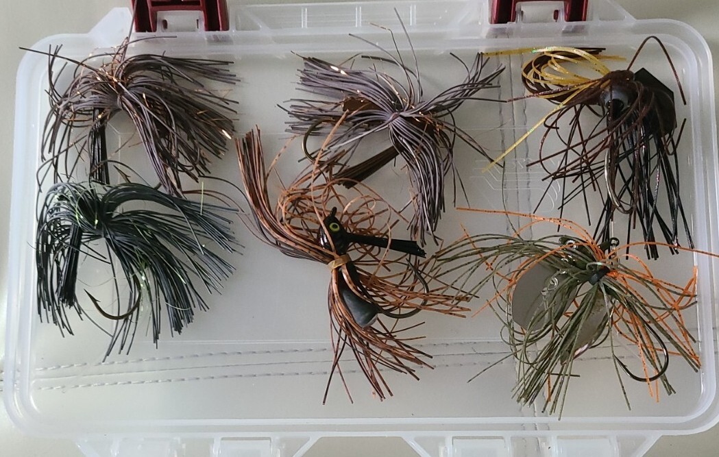 Lot of 11 Spinner and 'Riot" baits with clear Plano Fishing Tackle Box 11”x7”