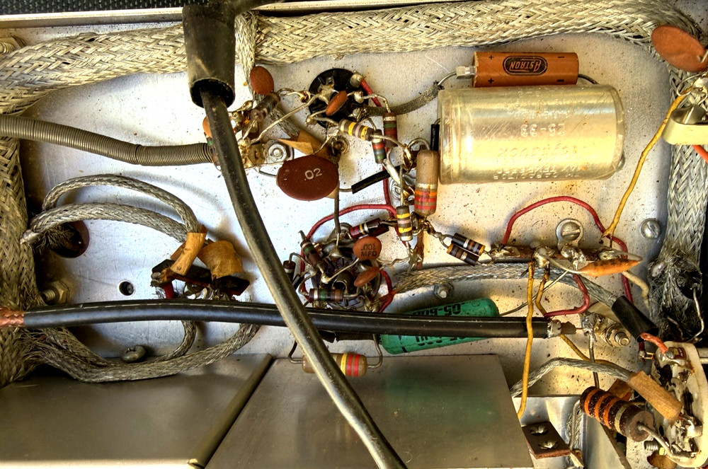 Vintage HeathKit DX-35 Transmitter AS IS-POWERS ON-PLEASE READ