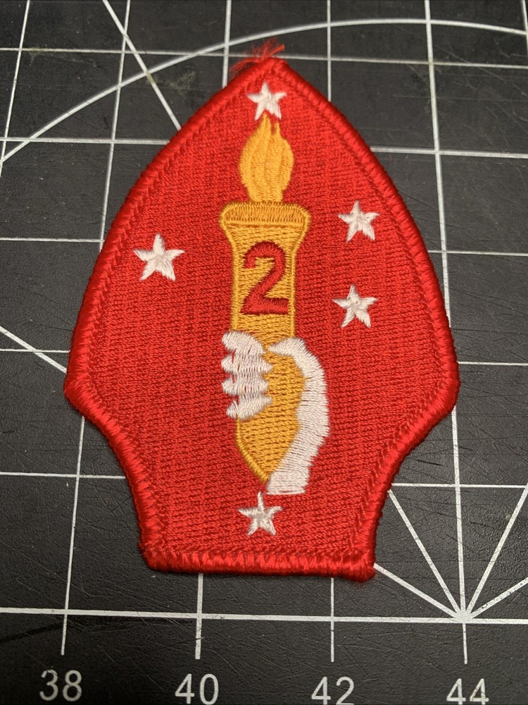 USMC U.S. MARINE CORPS SHOULDER PATCH: SECOND DIVISION - COLOR