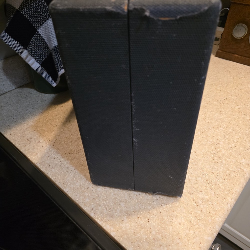 1920s Silvertone Hand Crank Portable Gramaphone