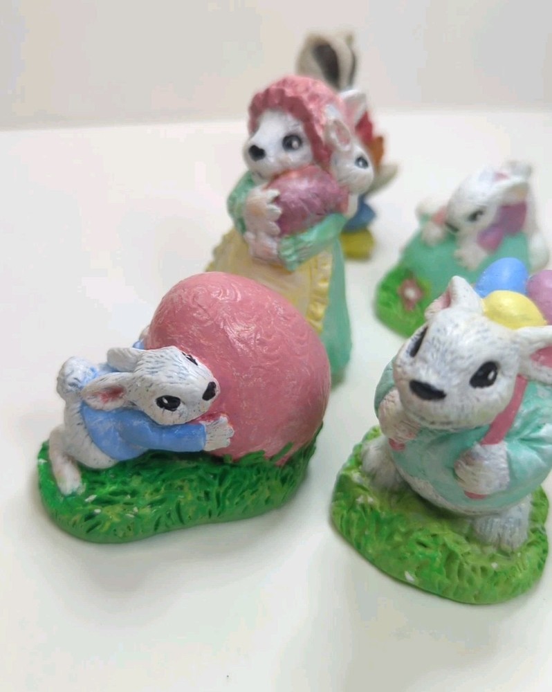 6 Vintage Easter Bunny Figurines Plus 1 Special Extra Read,👇