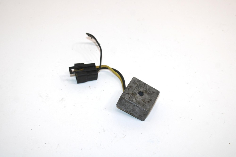 Ski-doo Oem Voltage Regulator 410110600 Q4654