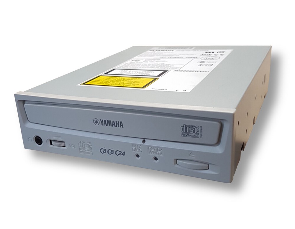 Yamaha CRW8824S CD-Rewritable Drive