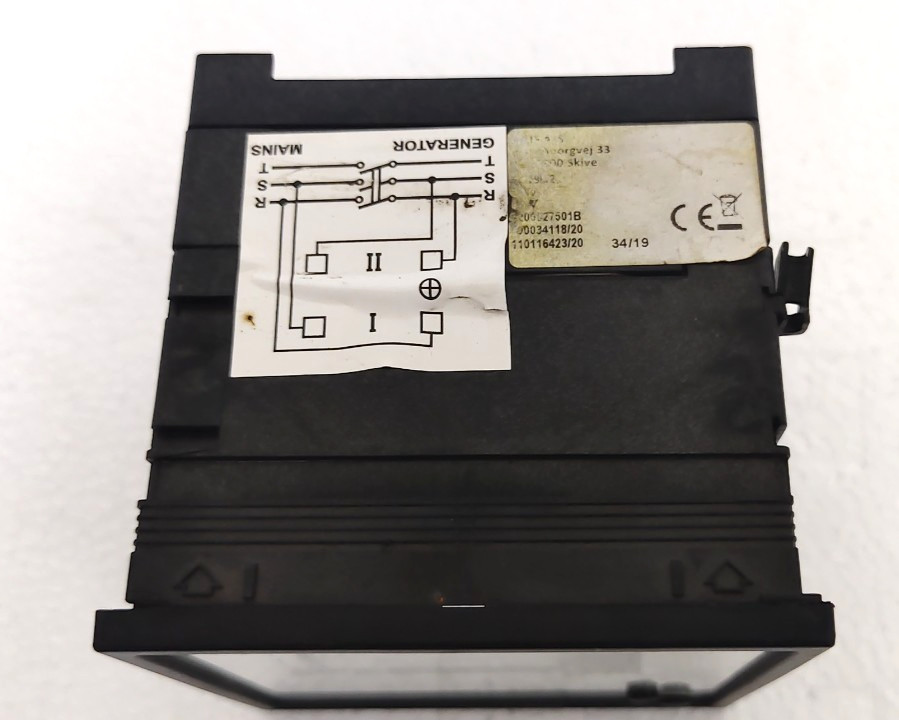 DEIF 2EQ96/2 Analog Double Voltmeter 0-600V Generator/Mains Synchronization