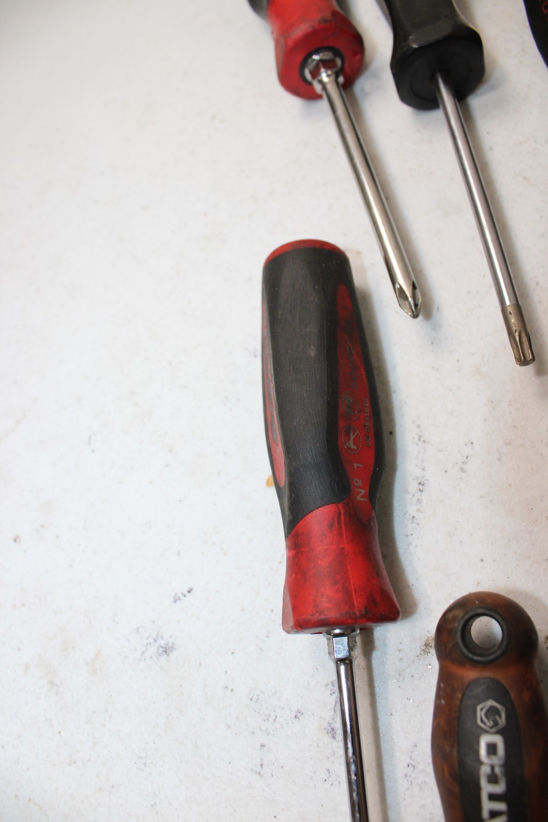 Snap On Screwdriver Set, Red -Green…used 12 PC Lot 🇺🇸 Mixed 8C