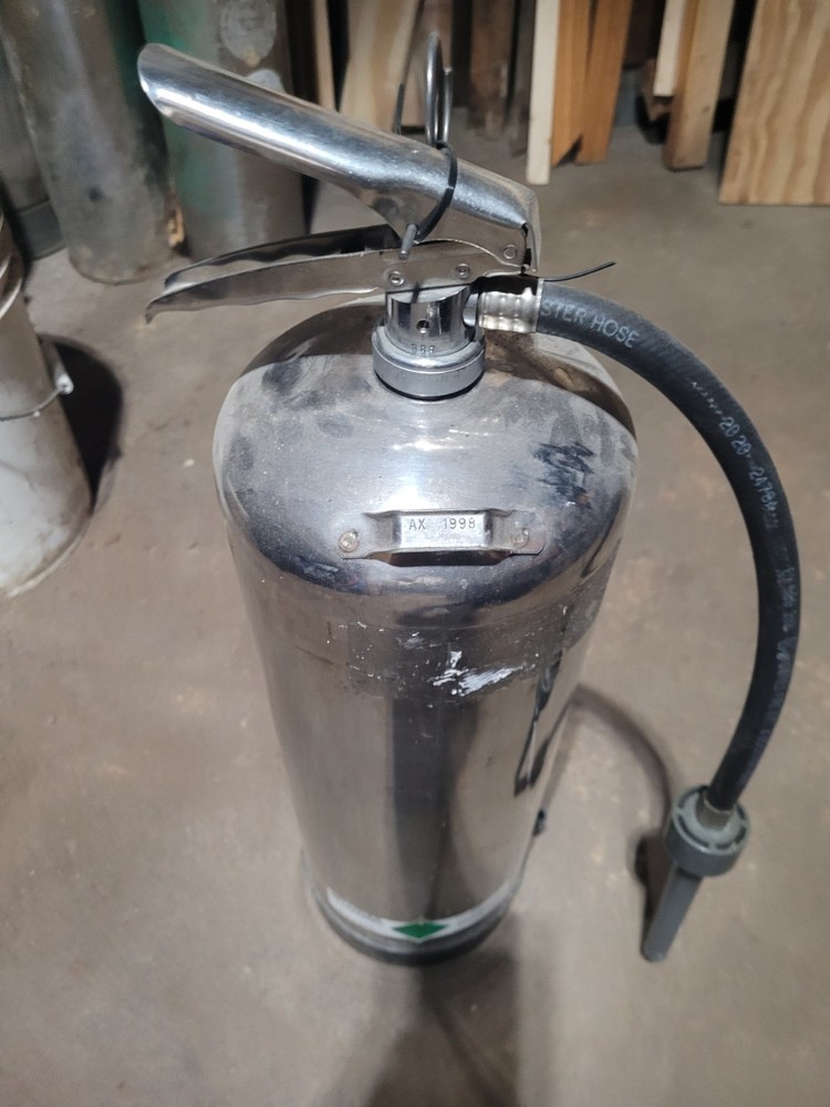 Amerex 2.5 Gallon FOAM Refillable Fire Extinguisher Class 2-A Model 252