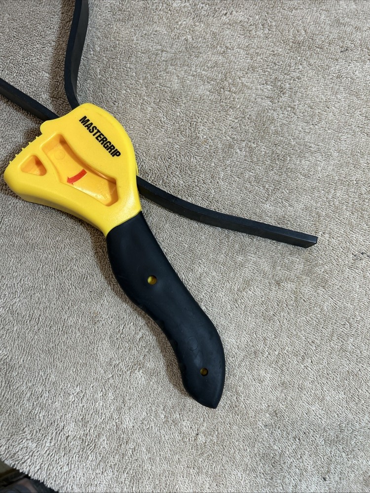Strap Wrench. By Mastergrip 19"