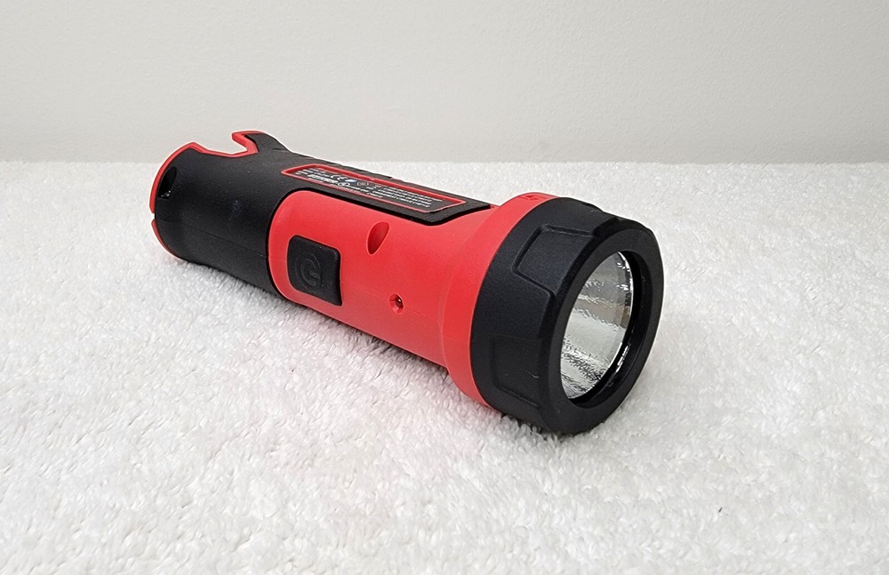 SNAP-ON TOOLS NEW 7.2V FLASHLIGHT 200 LUMEN CTLZ761 BARE TOOL NO BATTERY