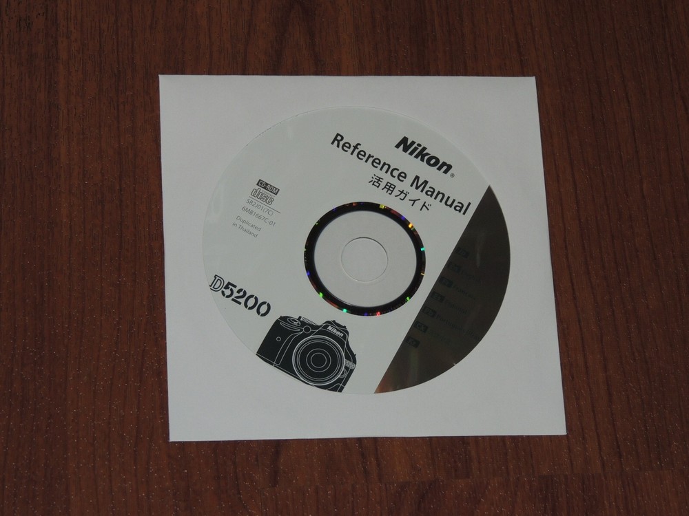 New Nikon OEM Genuine CD with User's Guide Instructions Manual for D5200