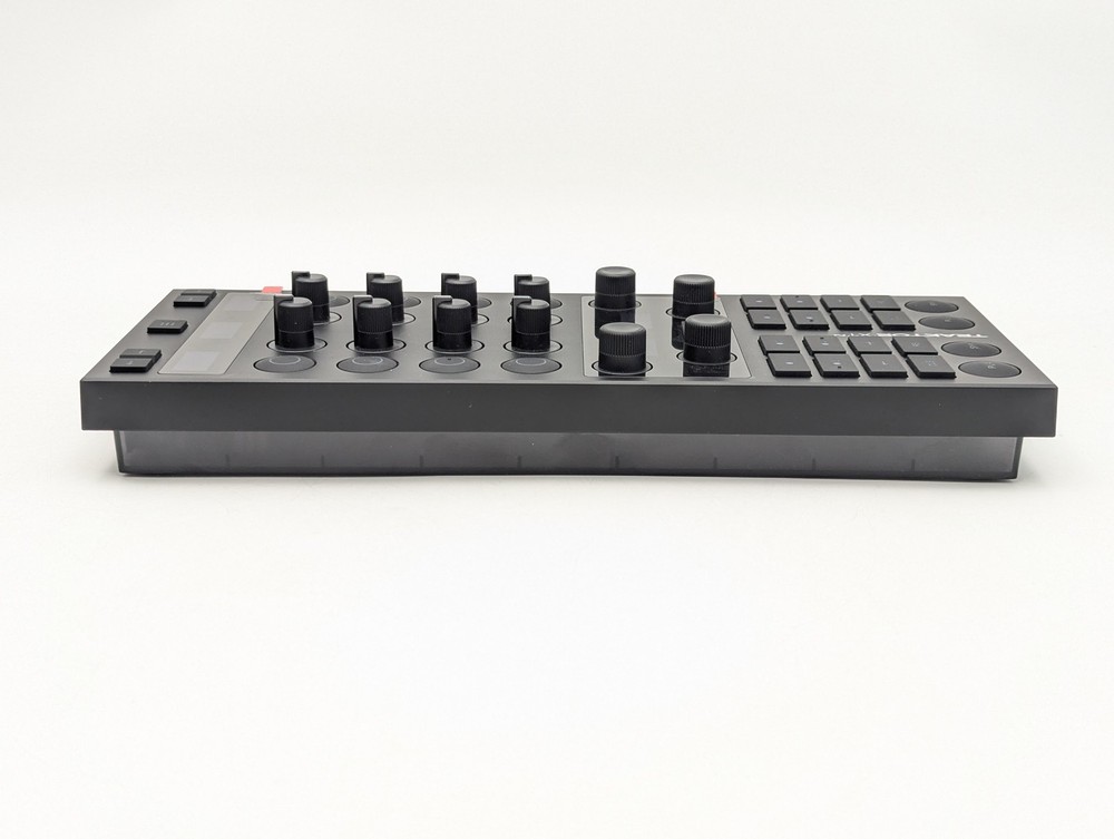 Native Instruments Traktor X1 MK3 DJ Controller Module (NI-29149) | Black