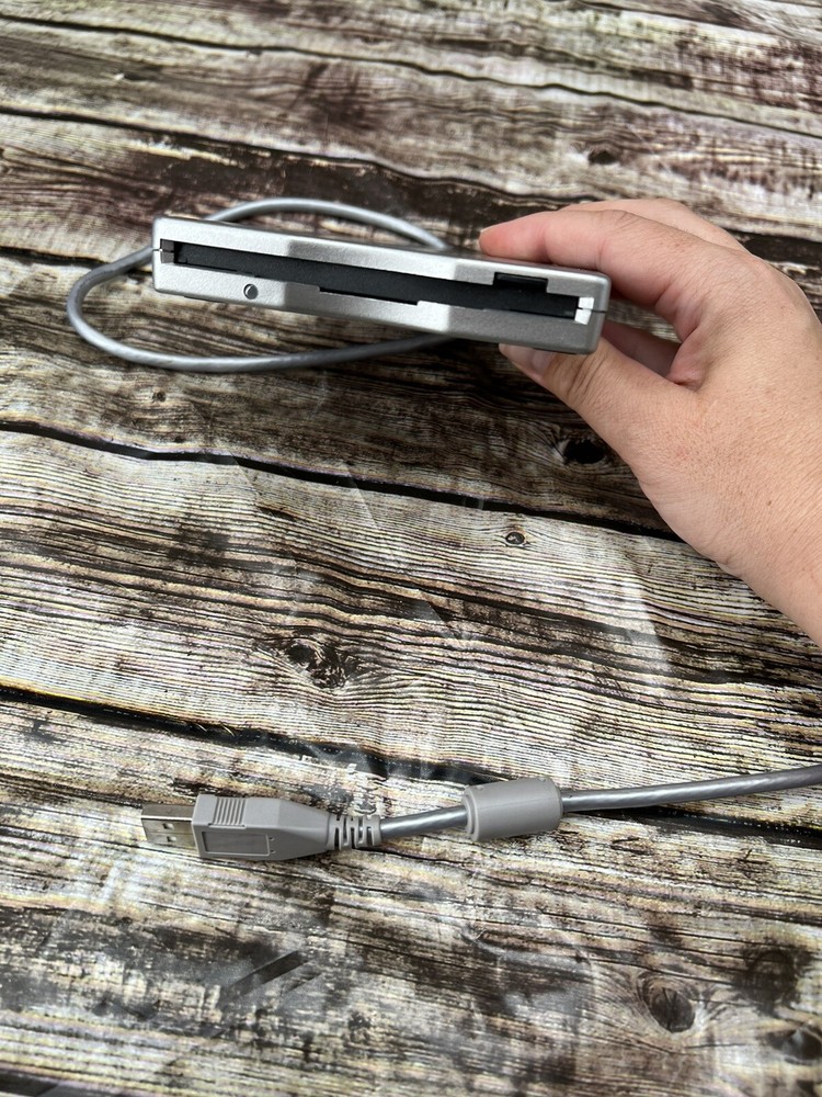 SmartDisk USB External 3.5" Floppy Disk Drive Model FD-05PUB