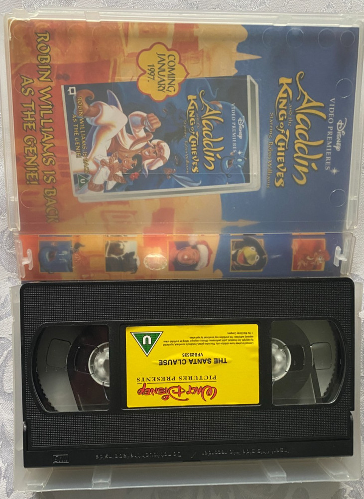 THE SANTA CLAUSE VHS