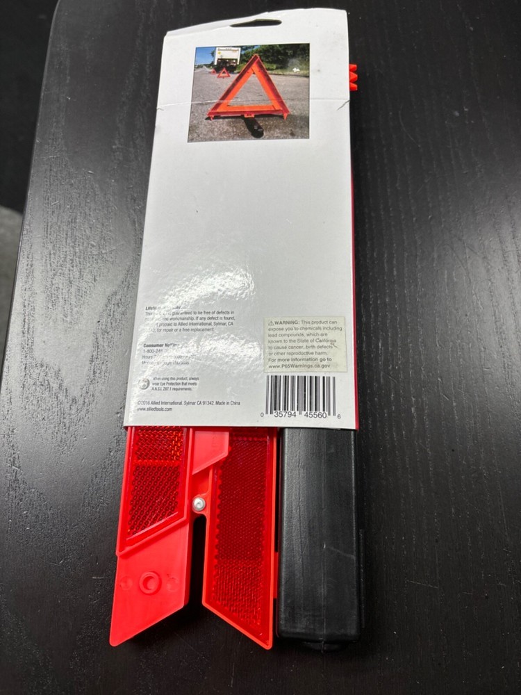Roadside Warning Triangle 12”x11,5”x1.30” Emergency Warning Device New