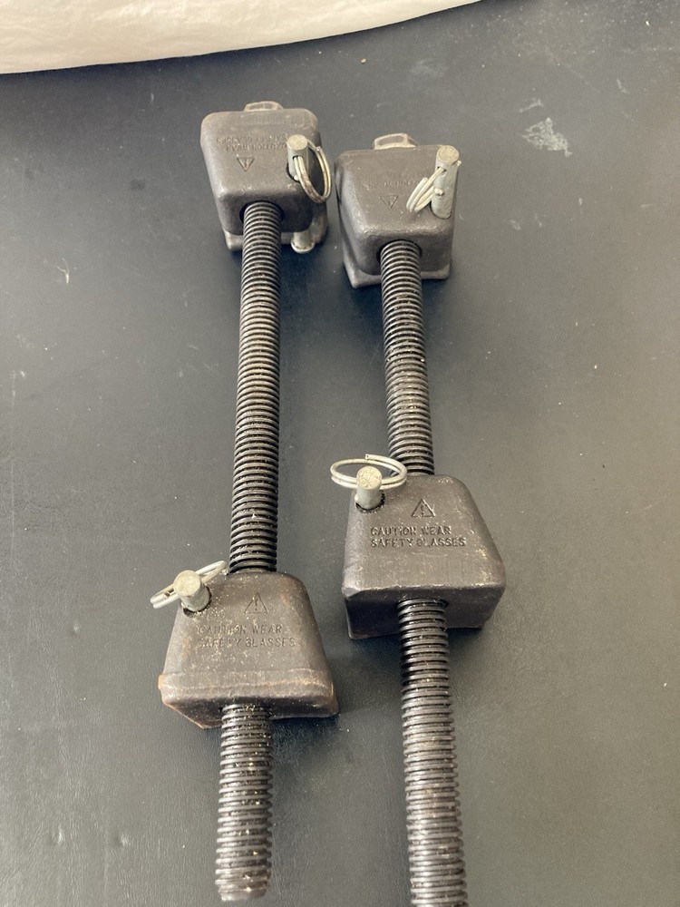 Strut Spring Compressor Set of 2